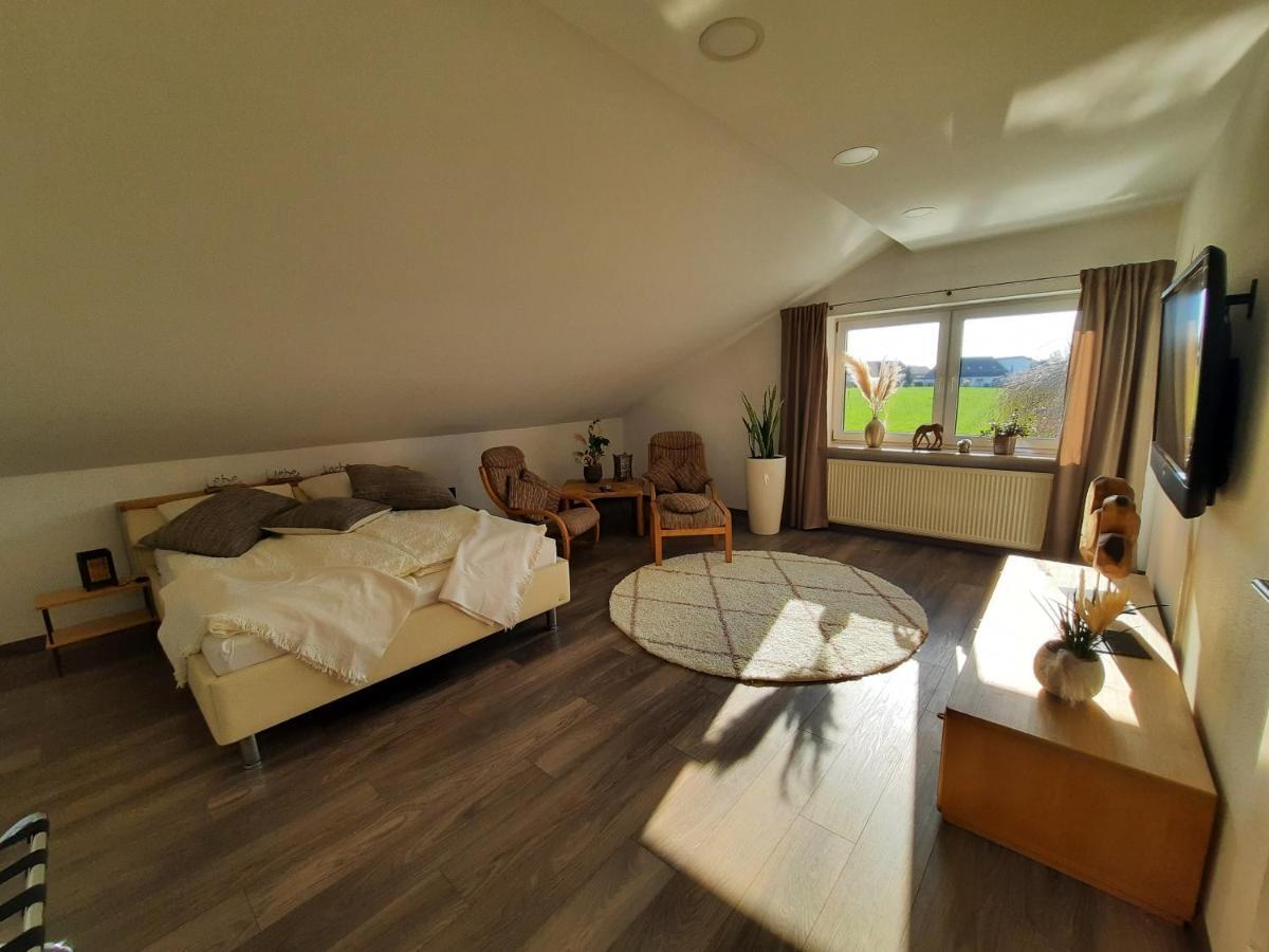 Pflaumers Ferienwohnung Eppingen Extérieur photo